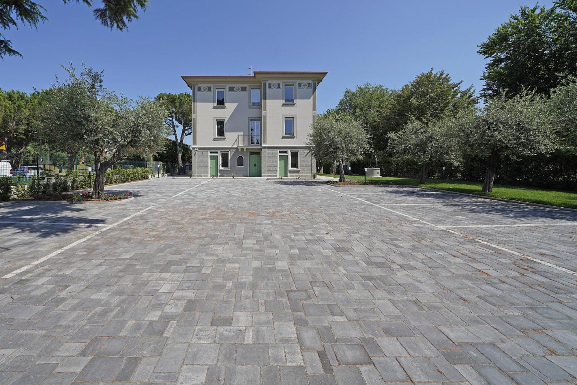 Villa Caterina Apartments By Wonderful Italy Desenzano del Garda Exterior foto