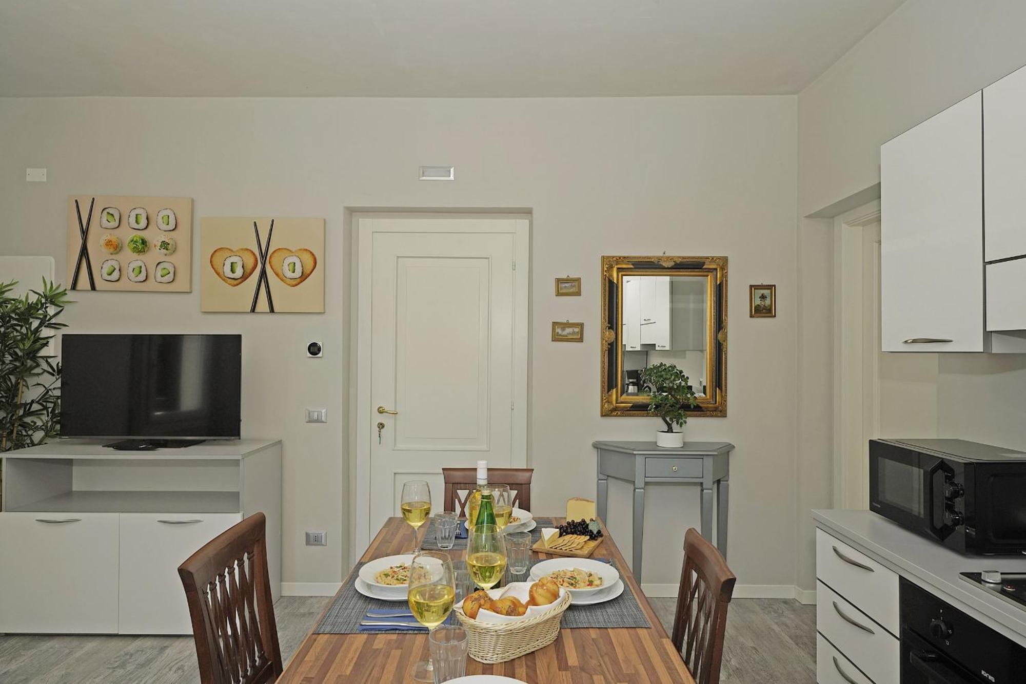 Villa Caterina Apartments By Wonderful Italy Desenzano del Garda Exterior foto