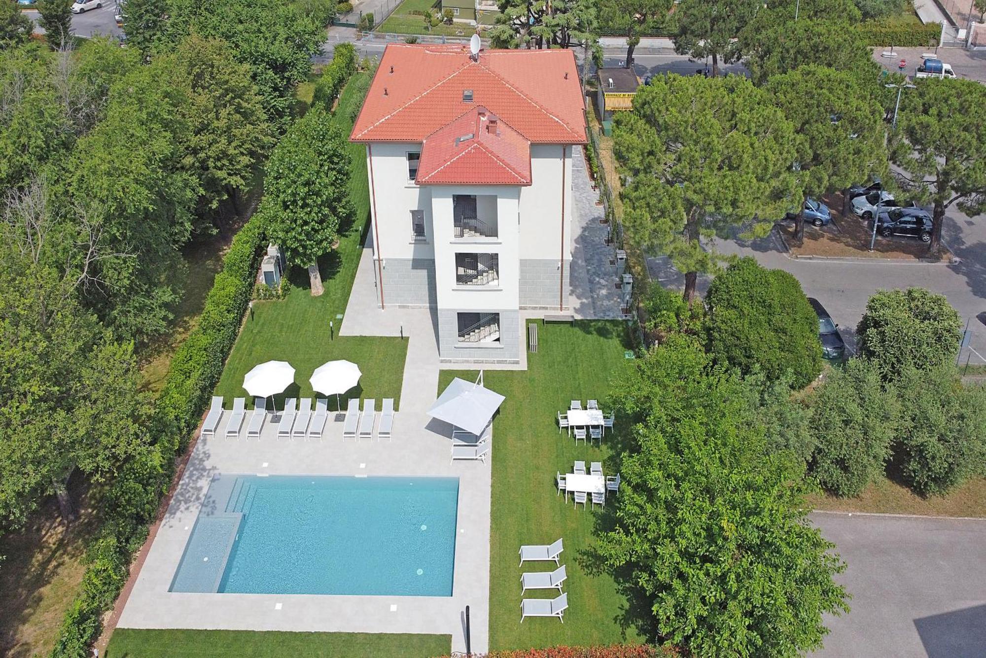 Villa Caterina Apartments By Wonderful Italy Desenzano del Garda Exterior foto
