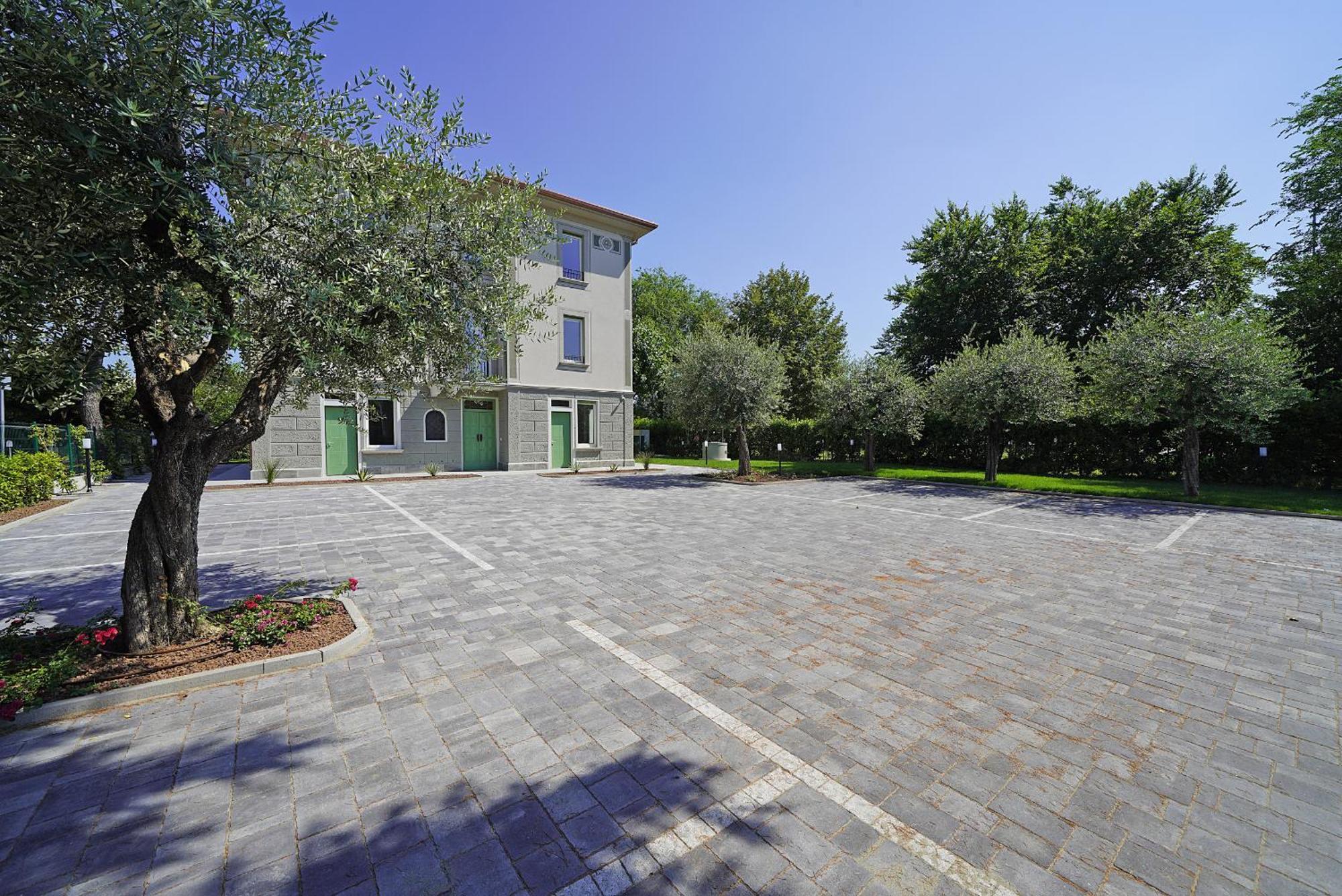 Villa Caterina Apartments By Wonderful Italy Desenzano del Garda Exterior foto