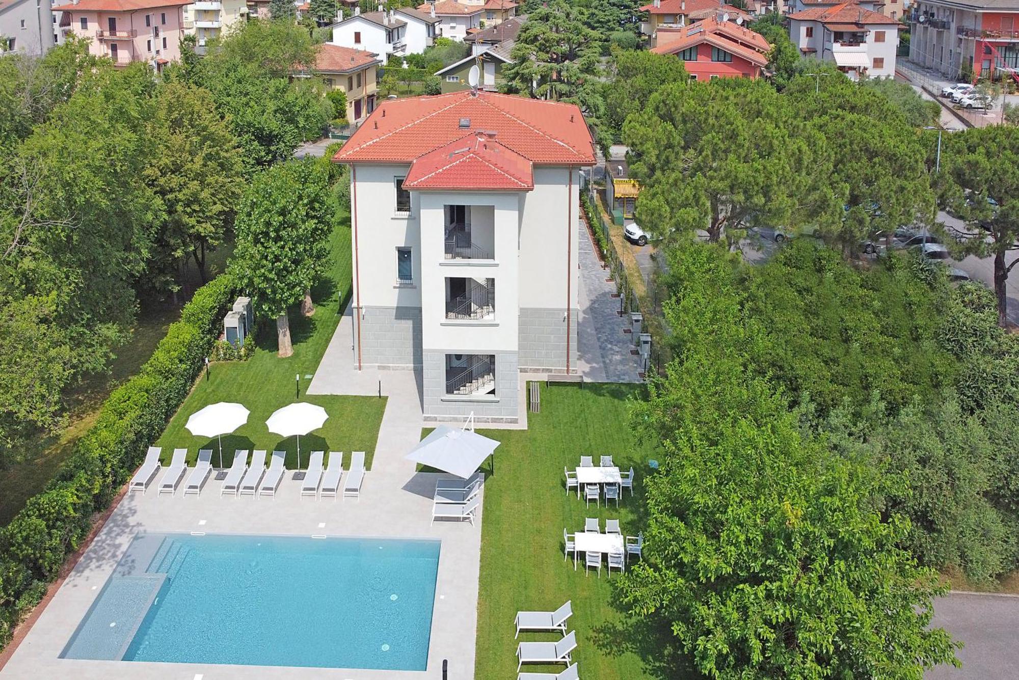 Villa Caterina Apartments By Wonderful Italy Desenzano del Garda Exterior foto